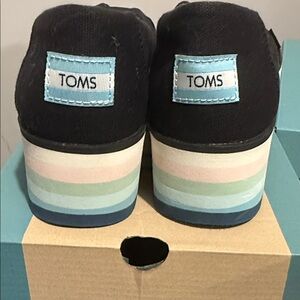 TOMS womens Sneakers in Black with Blue and Pink Stripes